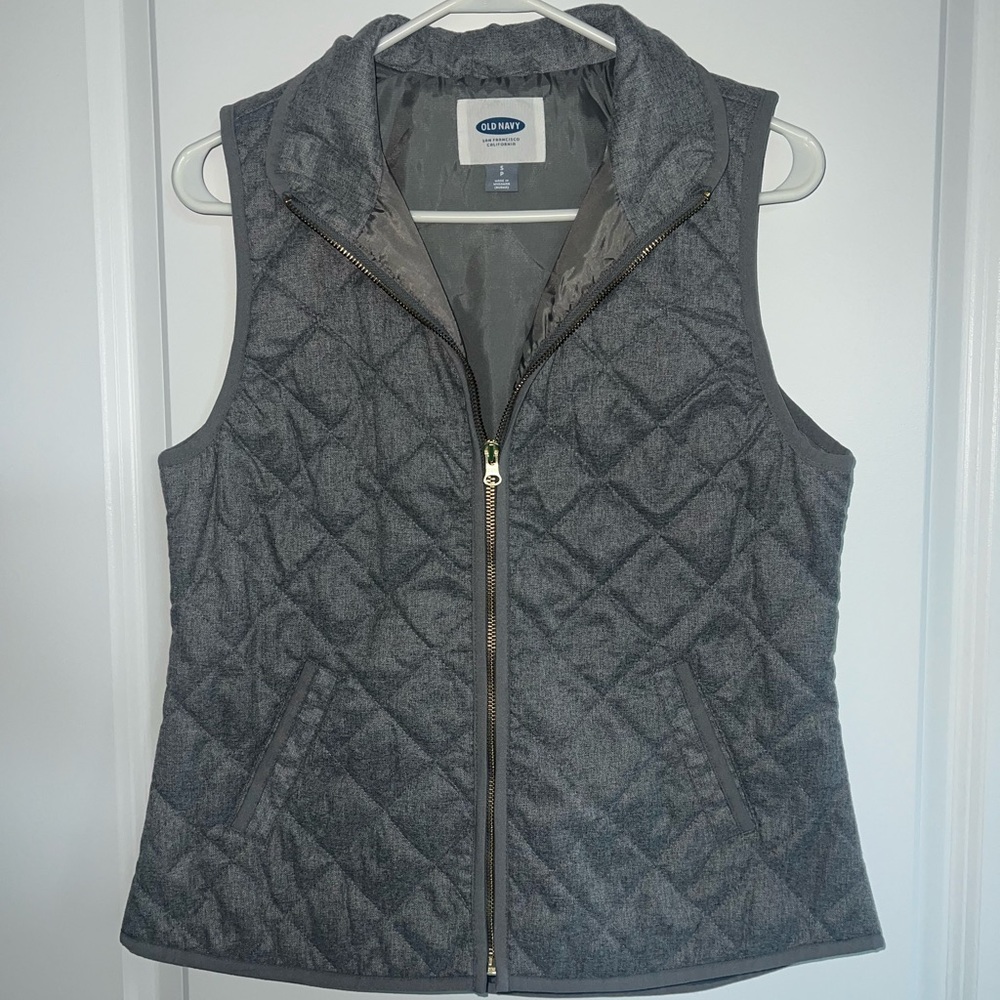 Gray Lightweight Quilted Vest